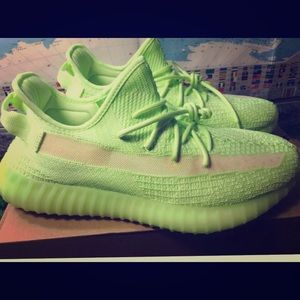 New Adidas Yeezy Boost 350 v2 glow in the dat